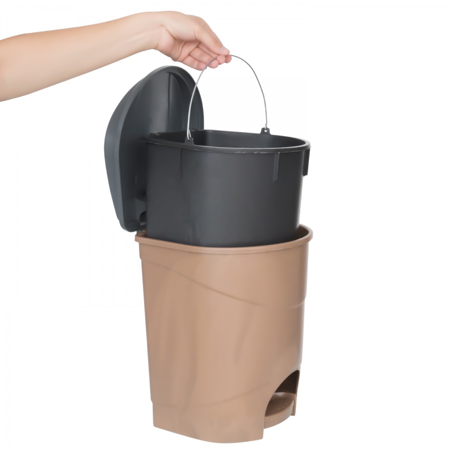 Bucket with a pedal color (10 l.)